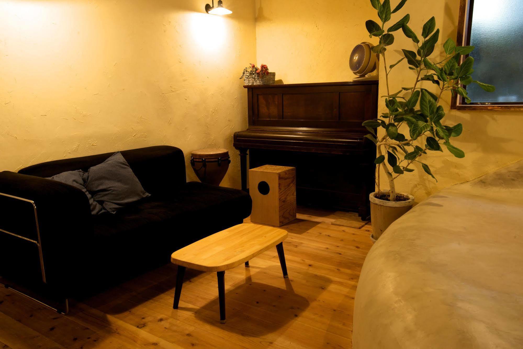 Onsen Guesthouse Hakone Tent Екстер'єр фото